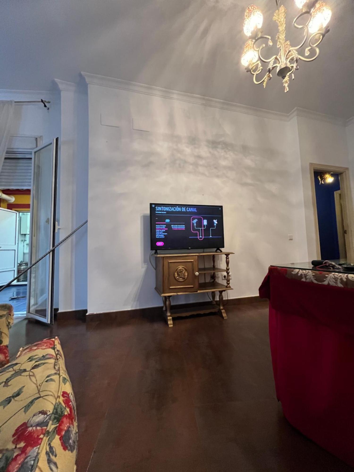 Apartamento En Pleno Centro De Marchena 3 Dormitorios 3 Banos Privados Exterior foto